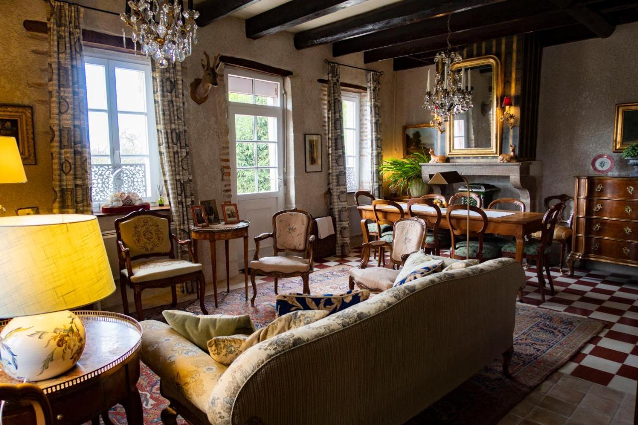 Jan'S Place In Burgundy Ecuelles  ภายนอก รูปภาพ
