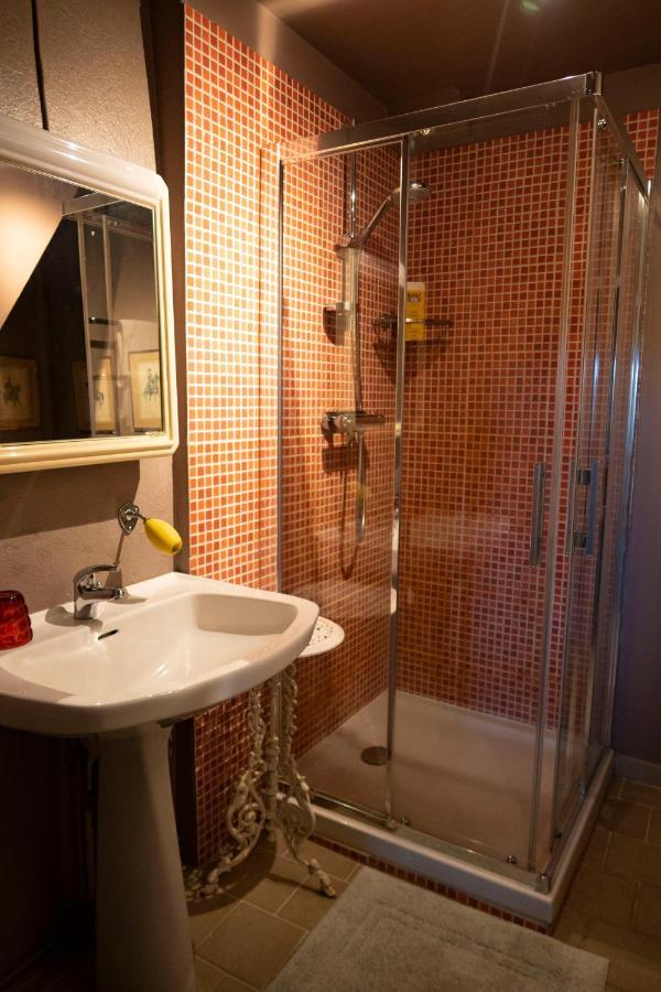 Jan'S Place In Burgundy Ecuelles  ภายนอก รูปภาพ